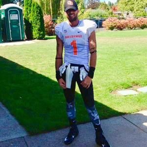 Meet your Posher, Dustin